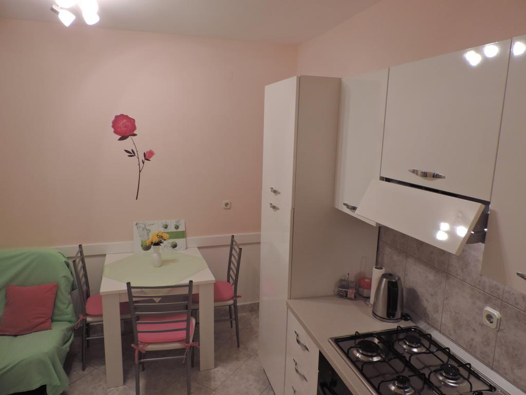 Apartment Pera Split Exterior photo