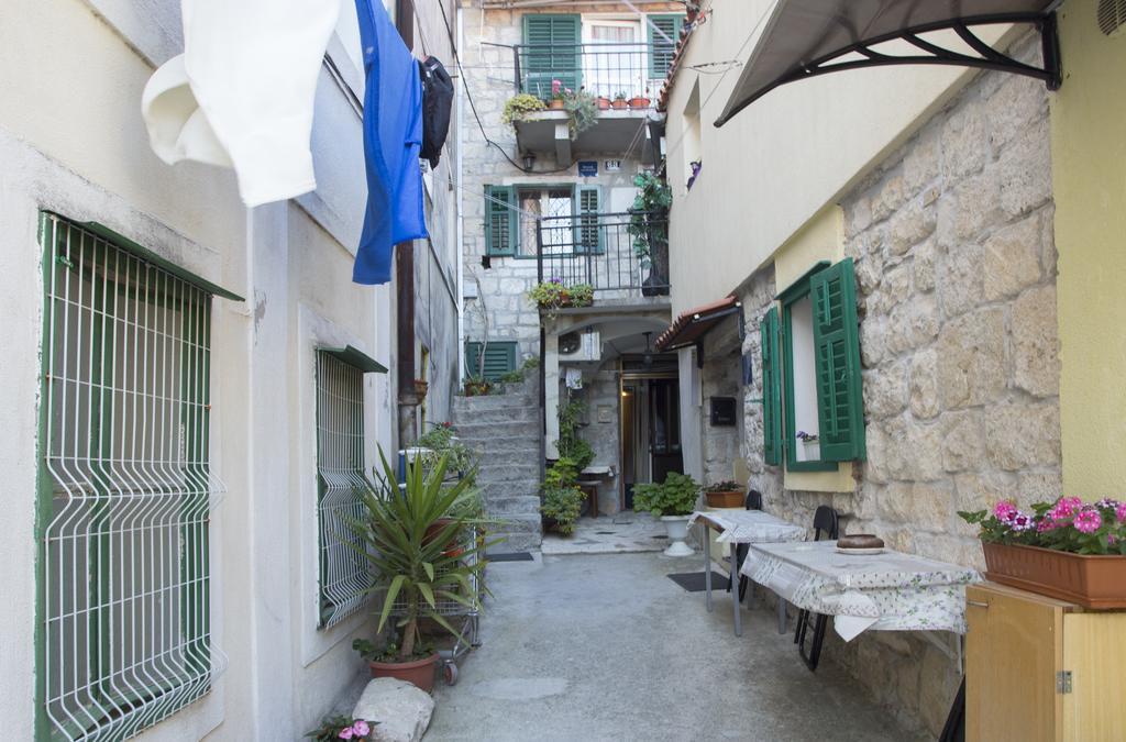 Apartment Pera Split Exterior photo